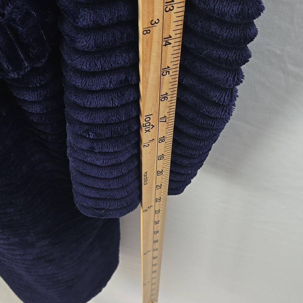Nine West Sleepwear Women's Navy Blue Plush Belted Lounge Robe Sz S/P - Picture 9 of 10